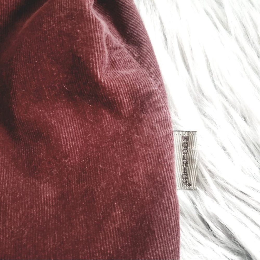 Woolrich women’s burgundy Corduroy Button up - Picture 6 of 6